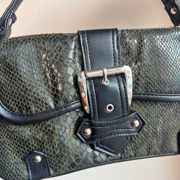 NEW Green Faux Leather Snake Print Rhinestone Buckle Handbag - Picture 3 of 7